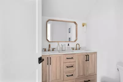 69 Connection Street, Newport, RI 02840 - Photo 31