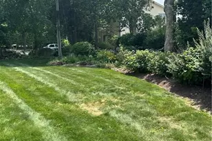 11 College Hill Rd, Warwick, RI 02886 - Photo 37