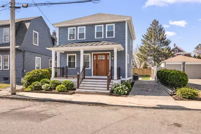 9 Whitwell Place, Newport, RI 02840 - Photo 1