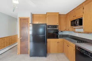 80 Maplecrest Dr, Pawtucket, RI 02861 - Photo 17