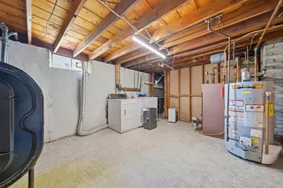 80 Maplecrest Drive, Pawtucket, RI 02861 - Photo 33