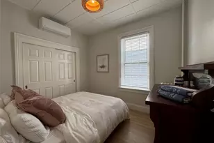 8 Barney St, Newport, RI 02840 - Photo 13