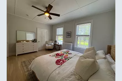 8 Barney Street #1, Newport, RI 02840 - Photo 9