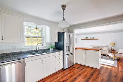 367 New Meadow Road, Barrington, RI 02806 - Photo 9