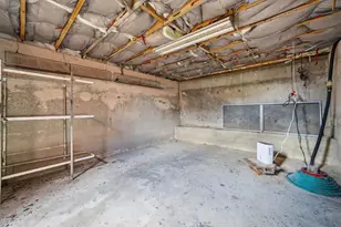 28 Glenbrook Rd, Warwick, RI 02889 - Photo 31