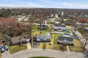 28 Glenbrook Rd, Warwick, RI 02889 - Photo 5