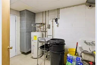 81 Sprague Street, Portsmouth, RI 02871 - Photo 39