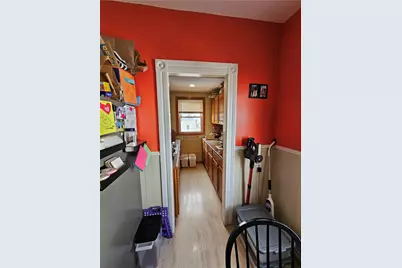 33 Young Street, Pawtucket, RI 02860 - Photo 5