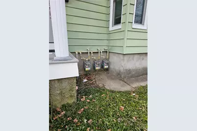 33 Young Street, Pawtucket, RI 02860 - Photo 43