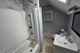 33 Young St, Pawtucket, RI 02860 - Photo 37