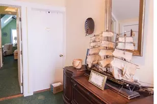 54 Malbone Rd, Newport, RI 02840 - Photo 9