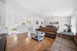 23 Moss Ln, Coventry, RI 02816 - Photo 11