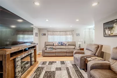 1785 W Shore Road, Warwick, RI 02889 - Photo 7