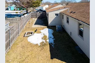 1785 W Shore Road, Warwick, RI 02889 - Photo 41