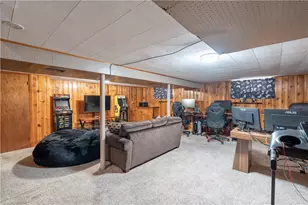 1785 W Shore Rd, Warwick, RI 02889 - Photo 33