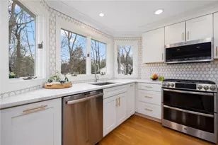 510 Boston Neck Rd, North Kingstown, RI 02852 - Photo 21