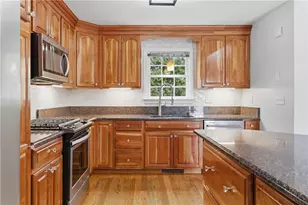 136 Roland St, Cumberland, RI 02864 - Photo 5