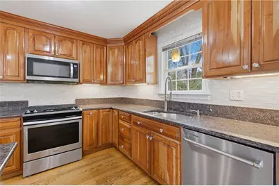 136 Roland Street, Cumberland, RI 02864 - Photo 7