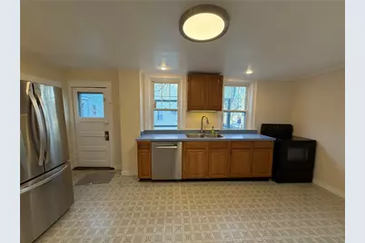 1 Bartlett Court #1, Newport, RI 02840 - Photo 7