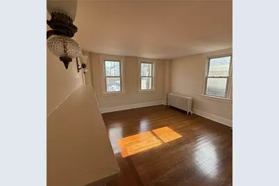 1 Bartlett Court #1, Newport, RI 02840 - Photo 5