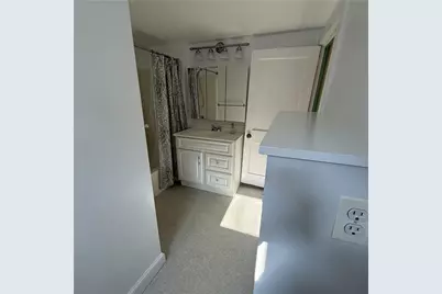 1 Bartlett Court #1, Newport, RI 02840 - Photo 17