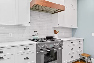 75 Roseneath Avenue, Newport, RI 02840 - Photo 17