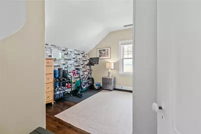 75 Roseneath Avenue, Newport, RI 02840 - Photo 37