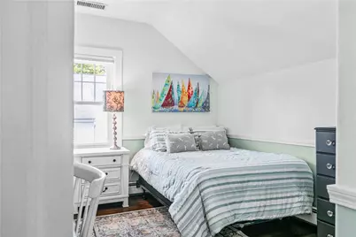 75 Roseneath Avenue, Newport, RI 02840 - Photo 35