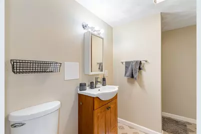 4 Wayne Street, Narragansett, RI 02882 - Photo 19