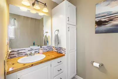 4 Wayne Street, Narragansett, RI 02882 - Photo 15