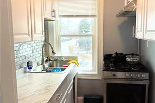 53 Hadwin St, Central Falls, RI 02863 - Photo 15