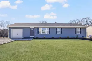 218 Bristol Ferry Rd, Portsmouth, RI 02871 - Photo 1