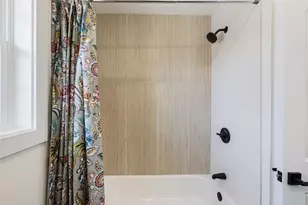 218 Bristol Ferry Rd, Portsmouth, RI 02871 - Photo 11