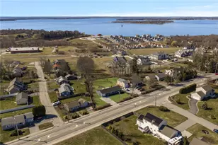218 Bristol Ferry Rd, Portsmouth, RI 02871 - Photo 39