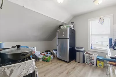 85 Hendricks Street, Central Falls, RI 02863 - Photo 3