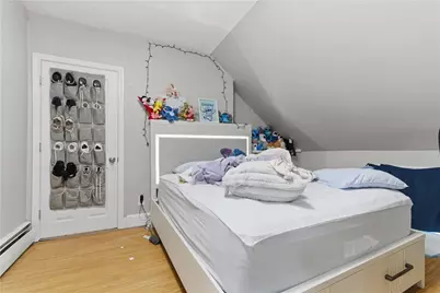 85 Hendricks Street, Central Falls, RI 02863 - Photo 9