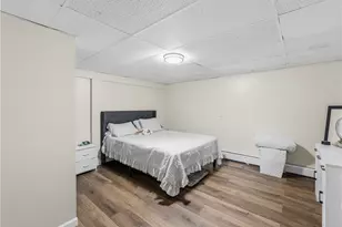 60 Imperial Ave, Cranston, RI 02920 - Photo 15