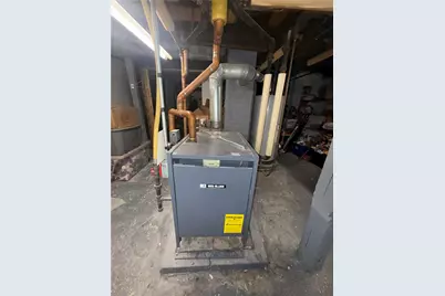 136 Hemond Avenue, Woonsocket, RI 02895 - Photo 17