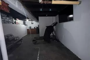 136 Hemond Ave, Woonsocket, RI 02895 - Photo 19