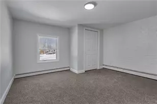 403 Commonwealth Ave, Warwick, RI 02886 - Photo 11