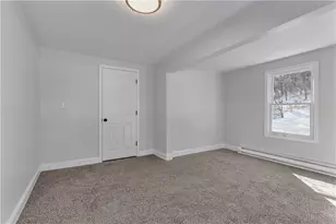 403 Commonwealth Ave, Warwick, RI 02886 - Photo 31