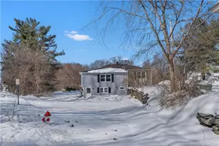 403 Commonwealth Ave, Warwick, RI 02886 - Photo 43