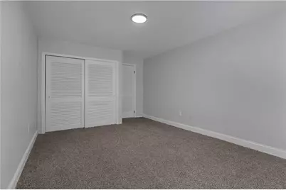 403 Commonwealth Avenue, Warwick, RI 02886 - Photo 23