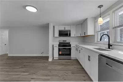 403 Commonwealth Avenue, Warwick, RI 02886 - Photo 3