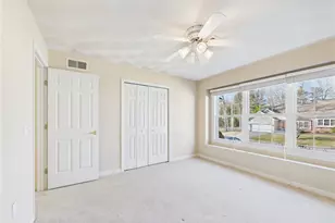 246 Spencer Woods Dr, Warwick, RI 02818 - Photo 19