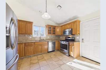 246 Spencer Woods Drive, Warwick, RI 02818 - Photo 7