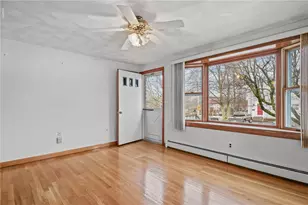 14 Maxfield Ave, East Providence, RI 02914 - Photo 23