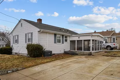 14 Maxfield Avenue, East Providence, RI 02914 - Photo 5