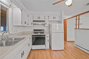 14 Maxfield Ave, East Providence, RI 02914 - Photo 31