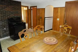 182 Simmonsville Ave, Johnston, RI 02919 - Photo 15